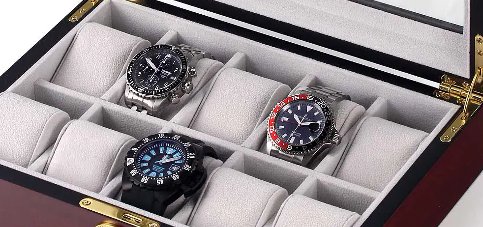 Scatole e vetrine per orologi